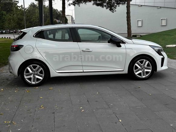 2023 RENAULT CLİO 1.0 TCE EVOLUTİON OTOMATİK 39 Bin KM BAKIMLI