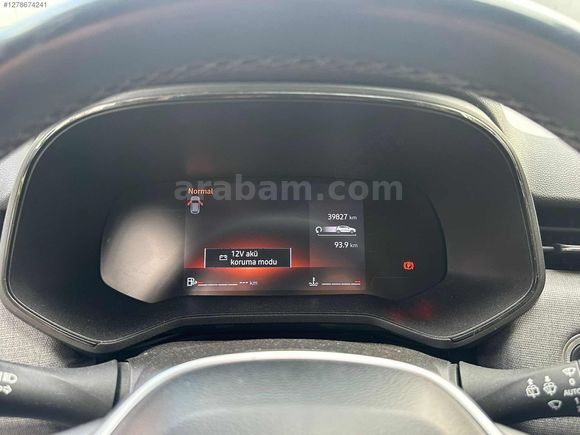 2023 RENAULT CLİO 1.0 TCE EVOLUTİON OTOMATİK 39 Bin KM BAKIMLI