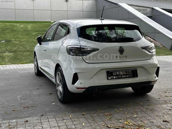 2023 RENAULT CLİO 1.0 TCE EVOLUTİON OTOMATİK 39 Bin KM BAKIMLI
