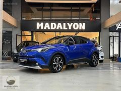 2017 TOYOTA C-HR 1.8 HYBRİD DYNAMİC e-CVT 151 BİN KM!