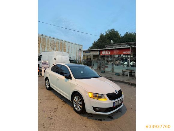 Sahibinden Skoda Octavia 1.2 TSI Style 2016 Model  sunroof yok
