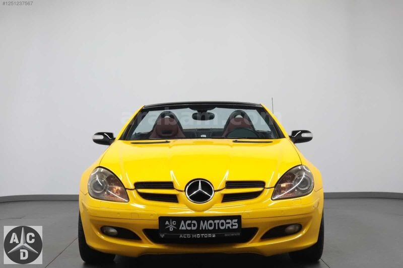 Galeriden Mercedes - Benz SLK 200 Kompressor 2005 Model İstanbul 231.000 km Gri