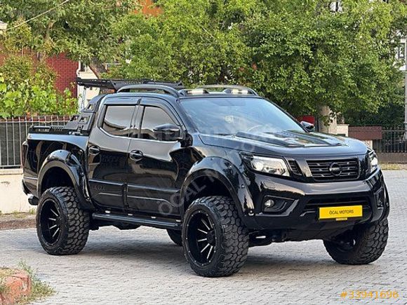 ÖCAL MOTORS NİSSAN NAVARA 4X4 PLATINUM DÜŞÜK KM CANKAY DÖNÜŞÜM