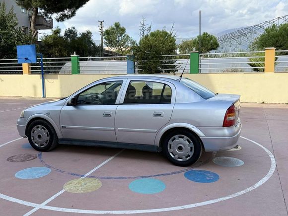 2004 OTOMATİK ASTRA