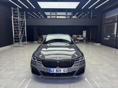 AUTOFER [5.20i-23.000 KM-EDİTİON M SPORT-7 SERİSİ KOLTUK]