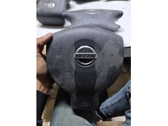 nisan note airbag