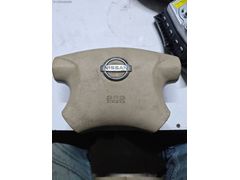 nisan almera airbag