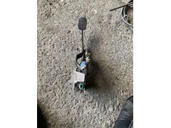 Megan 2 gaz pedalı