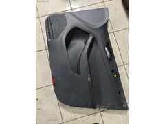 Volkswagen Jetta sağ ön kapı döşemesi