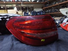 Mercedes-Benz c200/ Stop