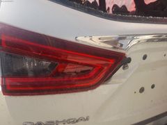 Nissan Qasqhai Arka stop