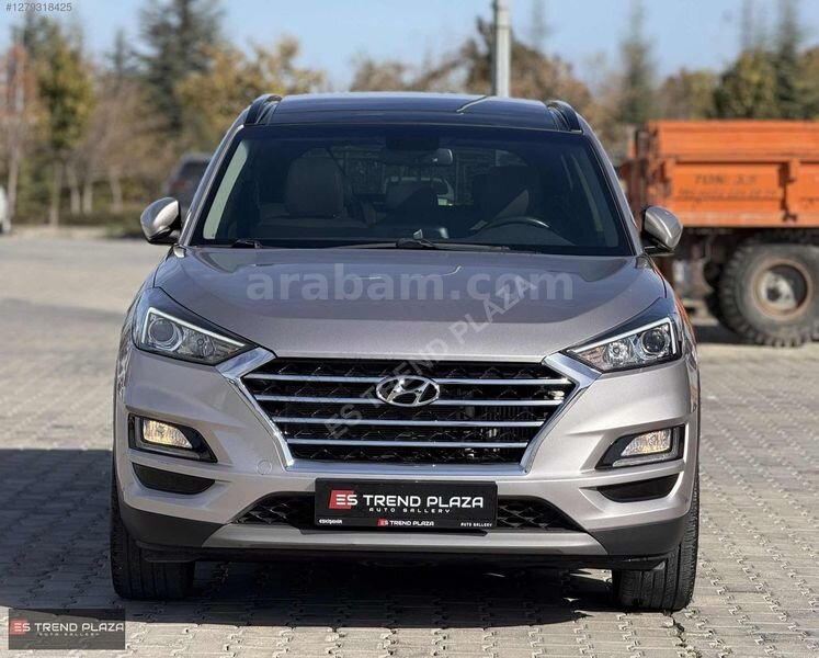 ES TREND PLAZA Tucson 1.6 CRDİ/4X4/Cam Tavan/Boyasız/85binKM!!!