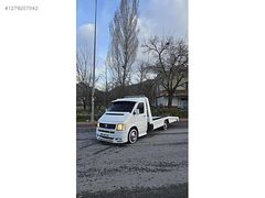Sade Ve Şık Oto Kurtarıcı Kendi İşini Yapmak İsteyene
