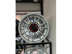 OZ RACİNG 8X18 -5X112 VOLKSWAGEN SEAT UYUMLU JANT ADANA PERFORMA