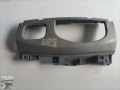 02653 RENAULT TRAFİC 2 ORTA KONSOL ÇERÇEVESİ