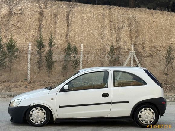 YILMAZ POLAT'TAN DOLU DOLU 1.7 CORSA KLİMALI HUSUSİ