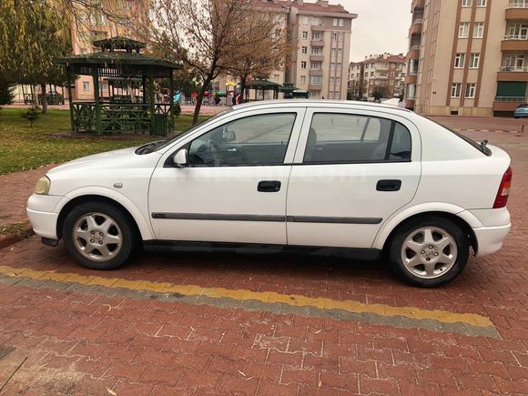 Sahibinden SAĞLIK PERSONELİNDEN Opel Astra 1.6 Elegance 2001 Model 