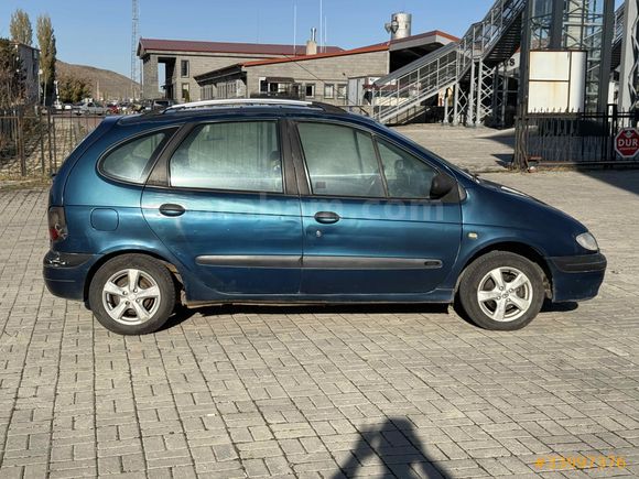 Galeriden Renault Scenic 2.0 RXT 1998 Model Kars
