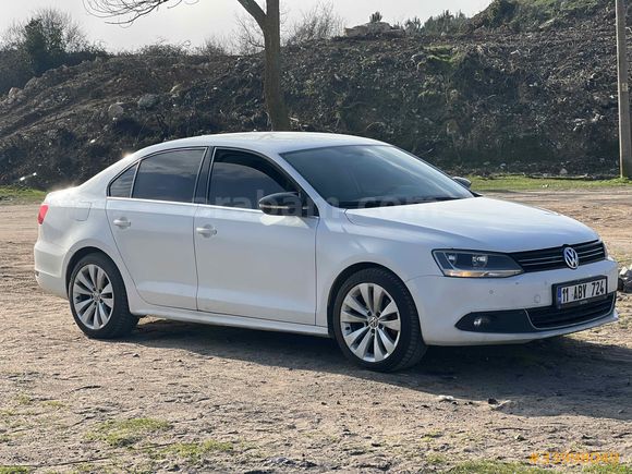 !!ACİL!!
Memurdan Volkswagen Jetta 1.6 TDi Highline 2012 Model  Manuel