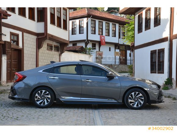 İlk Sahibinden Honda Civic 1.6 i-VTEC Eco Executive 2018 Model