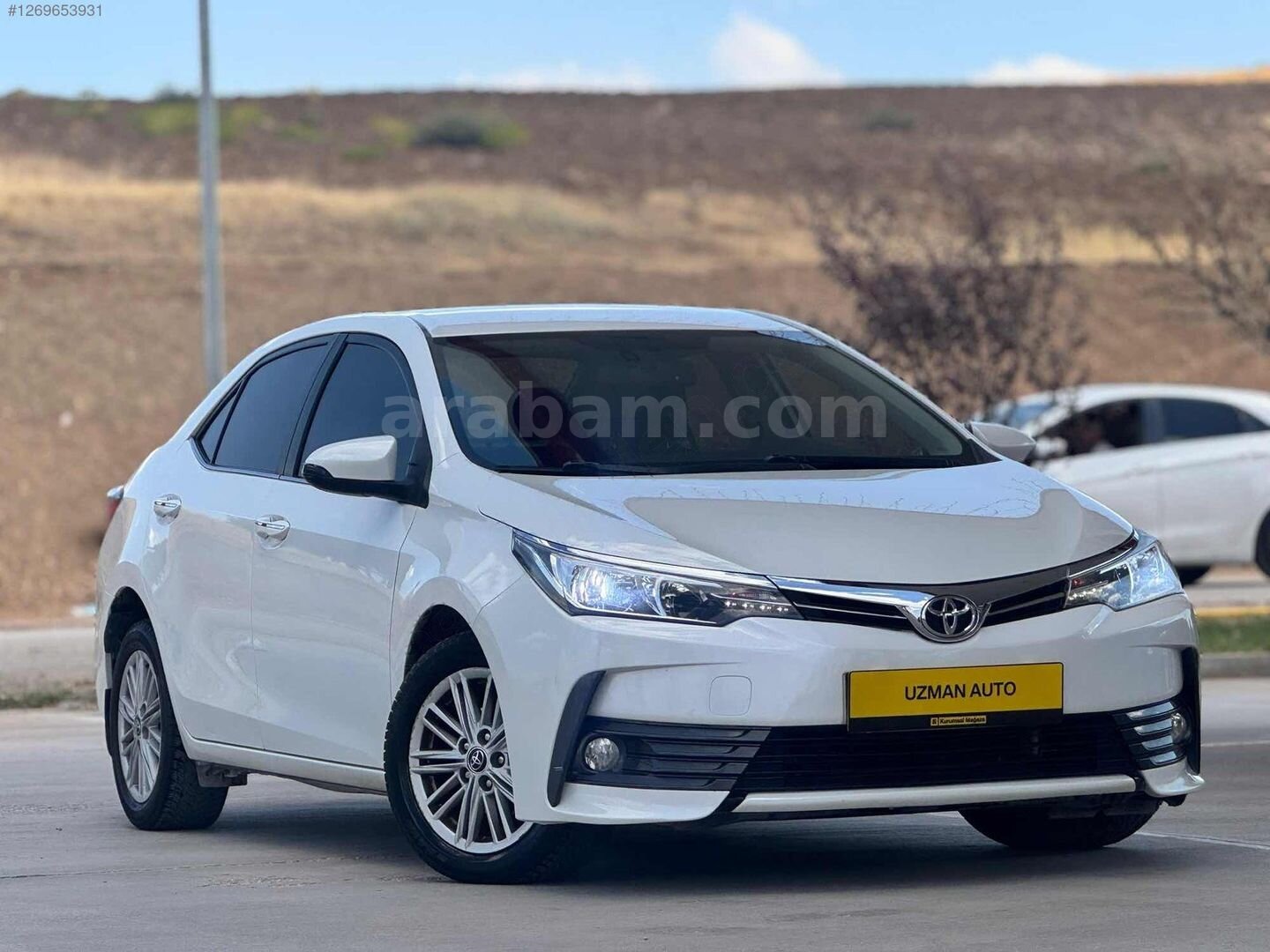 UZMAN AUTO DAN 2018 MODEL 1.6 BENZİN OTOMATİK COROLLA 3
