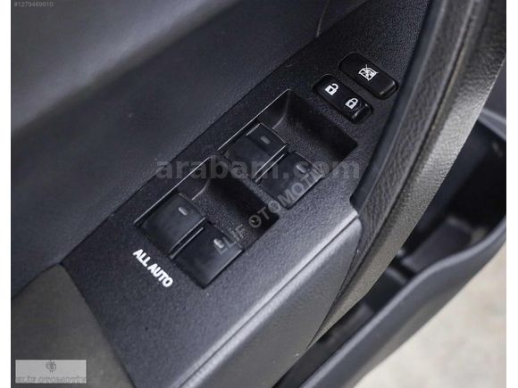 COROLLA 2015 1.33 LİFE 113.BİN KMDE TRAMERSİZ+DEĞİŞENSİZ EXPERLİ