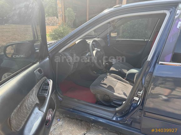 Galeriden Honda Civic 1.6 i ES 2000 Model Denizli