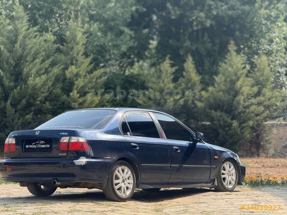 Galeriden Honda Civic 1.6 i ES 2000 Model Denizli