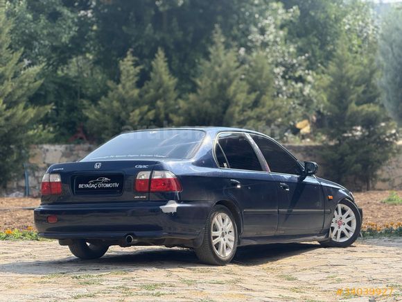 Galeriden Honda Civic 1.6 i ES 2000 Model Denizli