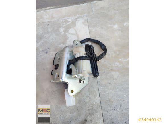 FİORİNO BİPPER NEMO ARKA BAGAJ KİLİDİ TEK KAPI 51812524