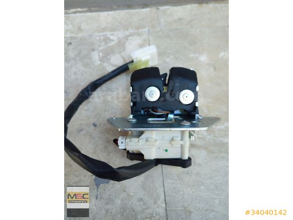 FİORİNO BİPPER NEMO ARKA BAGAJ KİLİDİ TEK KAPI 51812524