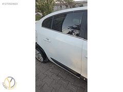 RENAULT FLUENCE ARKA SAĞ KAPI HATASIZ BEYAZ