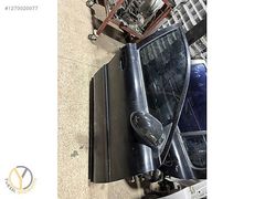 2006 VOLVO S60 ÖN SAĞ KAPI SİYAH