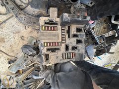 ORJİNAL MAİS Renault Megane 2 Sigorta Kutusu 8200306033A