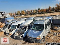 RENAULT KANGOO KANGO ÇIKMA YEDEK PARÇA KAPI KAPUT TAMPON ÇAMURLU