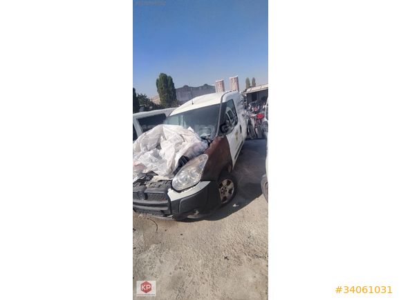Fiat Doblo 3 2012 parçaları mevcuttur