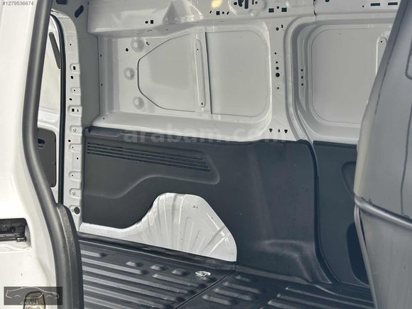 GALERİ 25 DEN 2024 PEUGEOT PARTNER 1.5BLUHDİ COMFORT HATASIZ