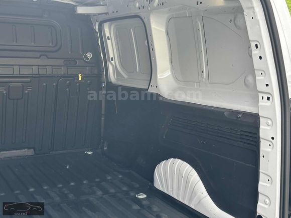 GALERİ 25 DEN 2024 PEUGEOT PARTNER 1.5BLUHDİ COMFORT HATASIZ