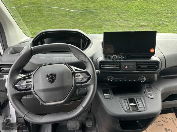 GALERİ 25 DEN 2024 PEUGEOT PARTNER 1.5BLUHDİ COMFORT HATASIZ