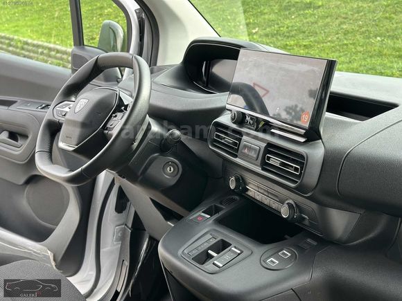 GALERİ 25 DEN 2024 PEUGEOT PARTNER 1.5BLUHDİ COMFORT HATASIZ