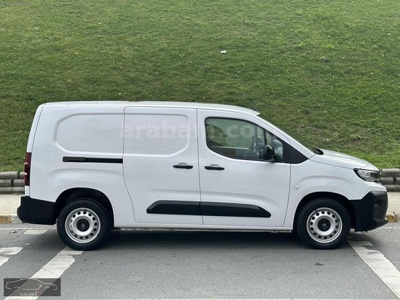 GALERİ 25 DEN 2024 PEUGEOT PARTNER 1.5BLUHDİ COMFORT HATASIZ