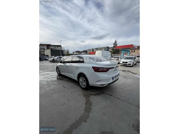 2021 Megane otomatik 1.3 Tce Joy HATASIZ