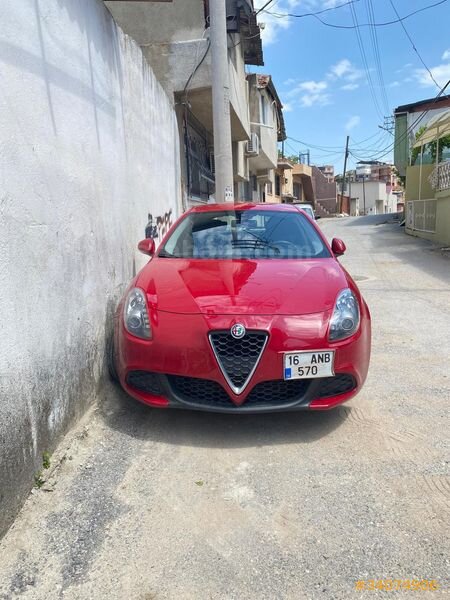 Sahibinden Alfa Romeo Giulietta 1.6 JTD Super 2020 Model İzmir 90.000 km Bordo