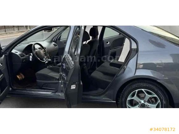 Sahibinden Ford Mondeo 2.0 Ghia 2003 Model 