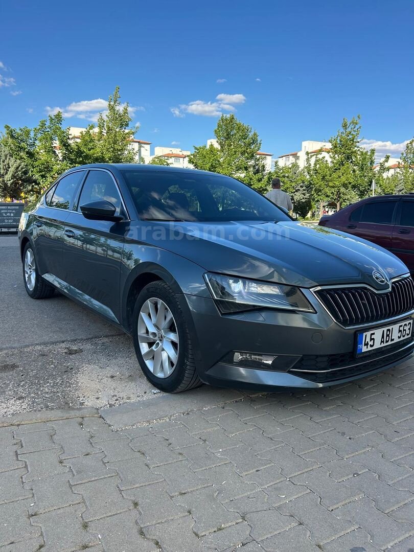 Sahibinden Skoda SuperB 1.6 TDI Style 2018 Model Gaziantep 250.000 km Gri 6