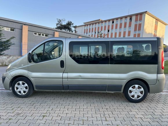 GöÇMEZ OTOMOTiV’DEN 2009 Renault Trafic Multix 1.9 dCi Confort 