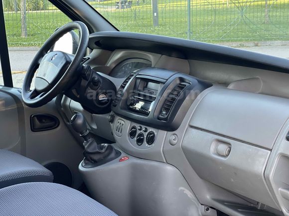 GöÇMEZ OTOMOTiV’DEN 2009 Renault Trafic Multix 1.9 dCi Confort 
