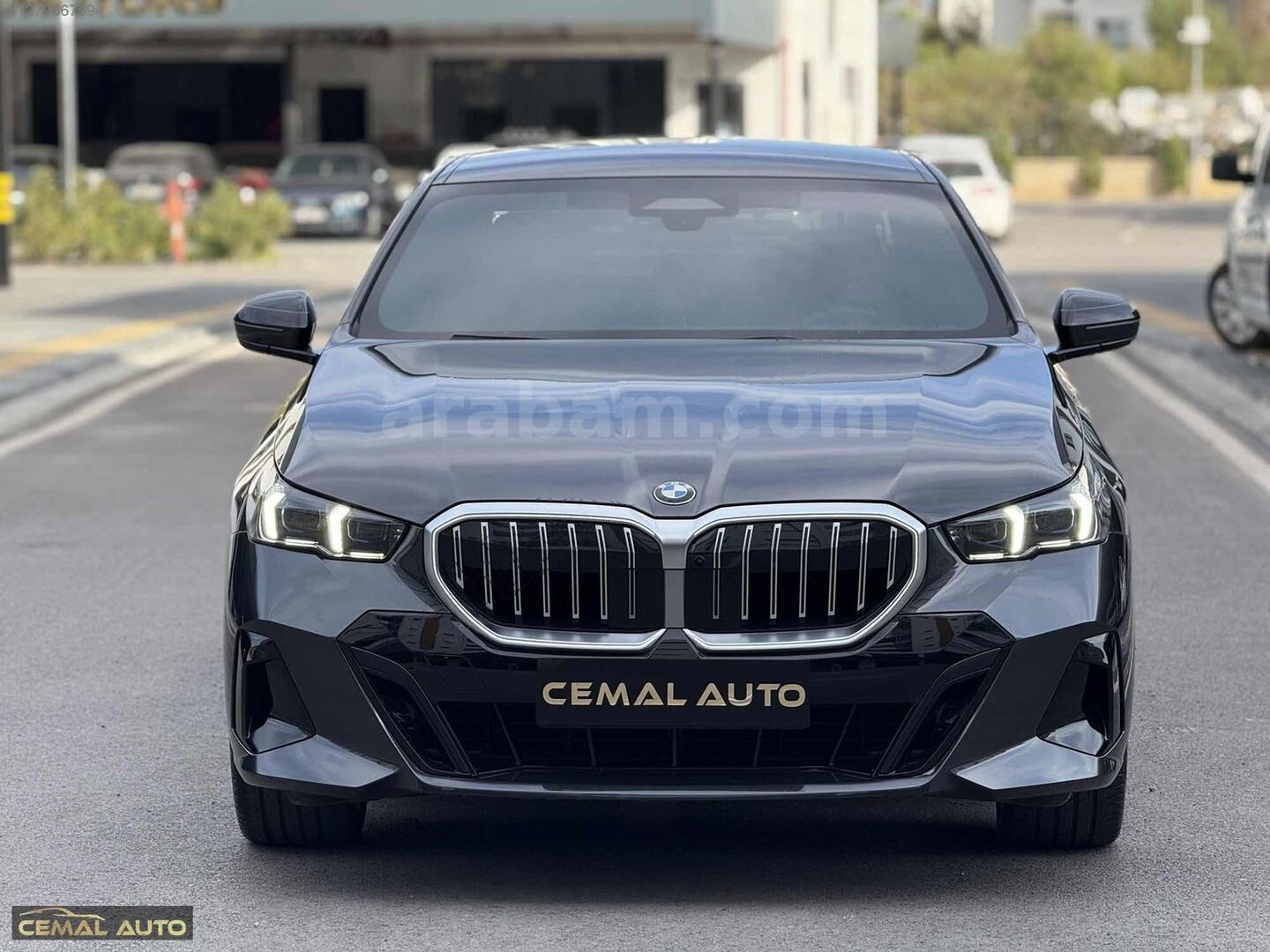 CEMAL AUTO''2024 5.20İ M SPORT BOYASIZ HATASZ İÇİ VEGANZE(VİŞNE) 3