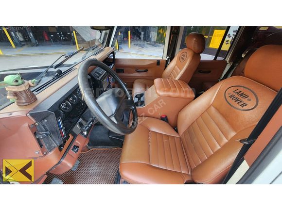 DEZCAR'dan 1998 model emsalsiz DEFENDER