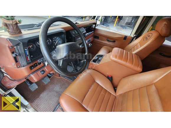 DEZCAR'dan 1998 model emsalsiz DEFENDER